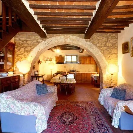 Il Borgo Sleeps 4 Air Con T586294 * Cortona
